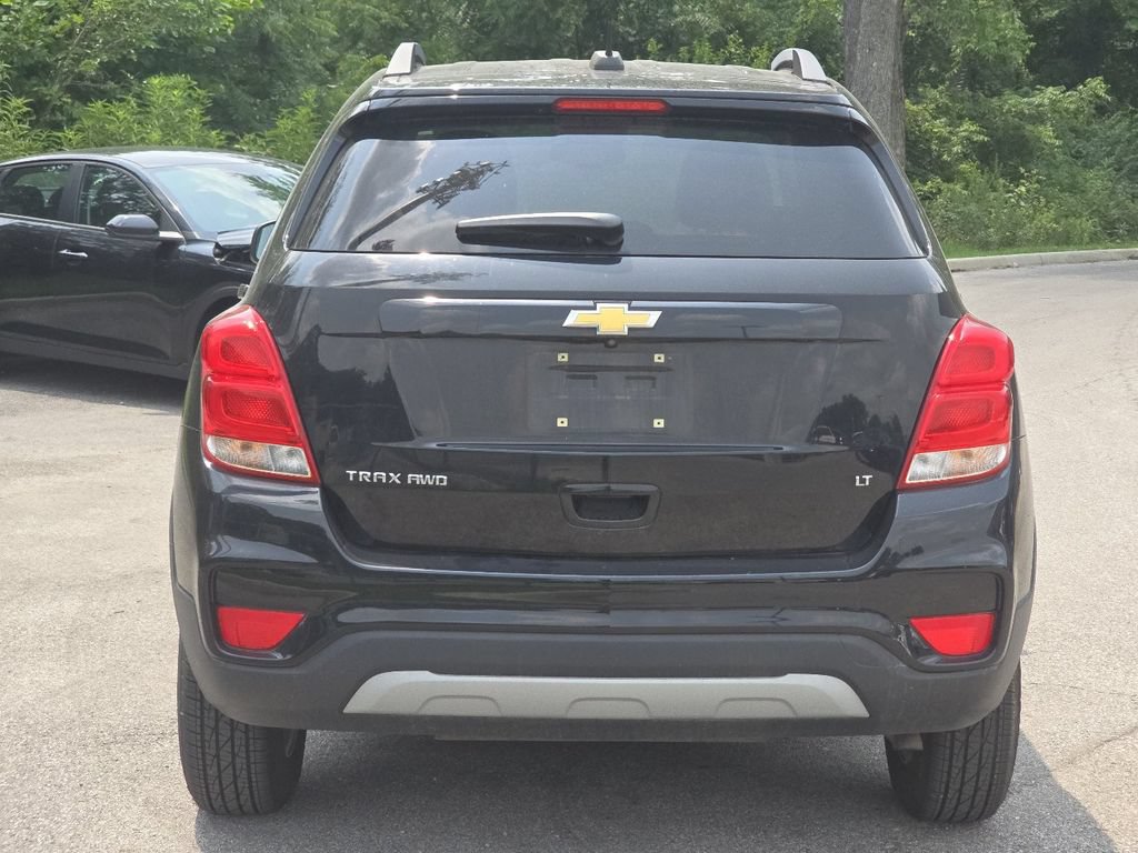 Used 2019 Chevrolet Trax LT w/ LT Convenience Package AWD/4WD image 13
