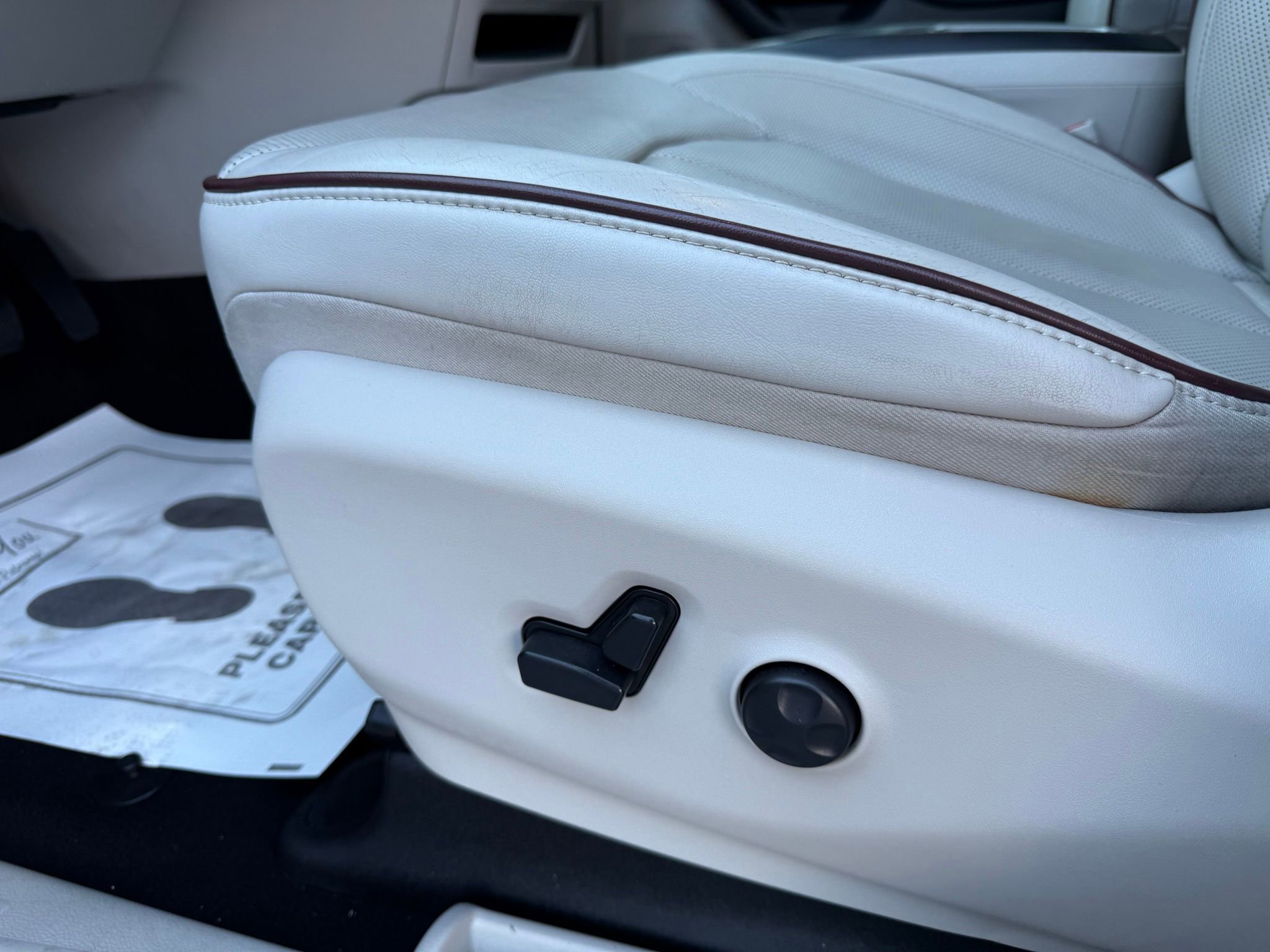 Used 2020 Chrysler Pacifica Limited image 36