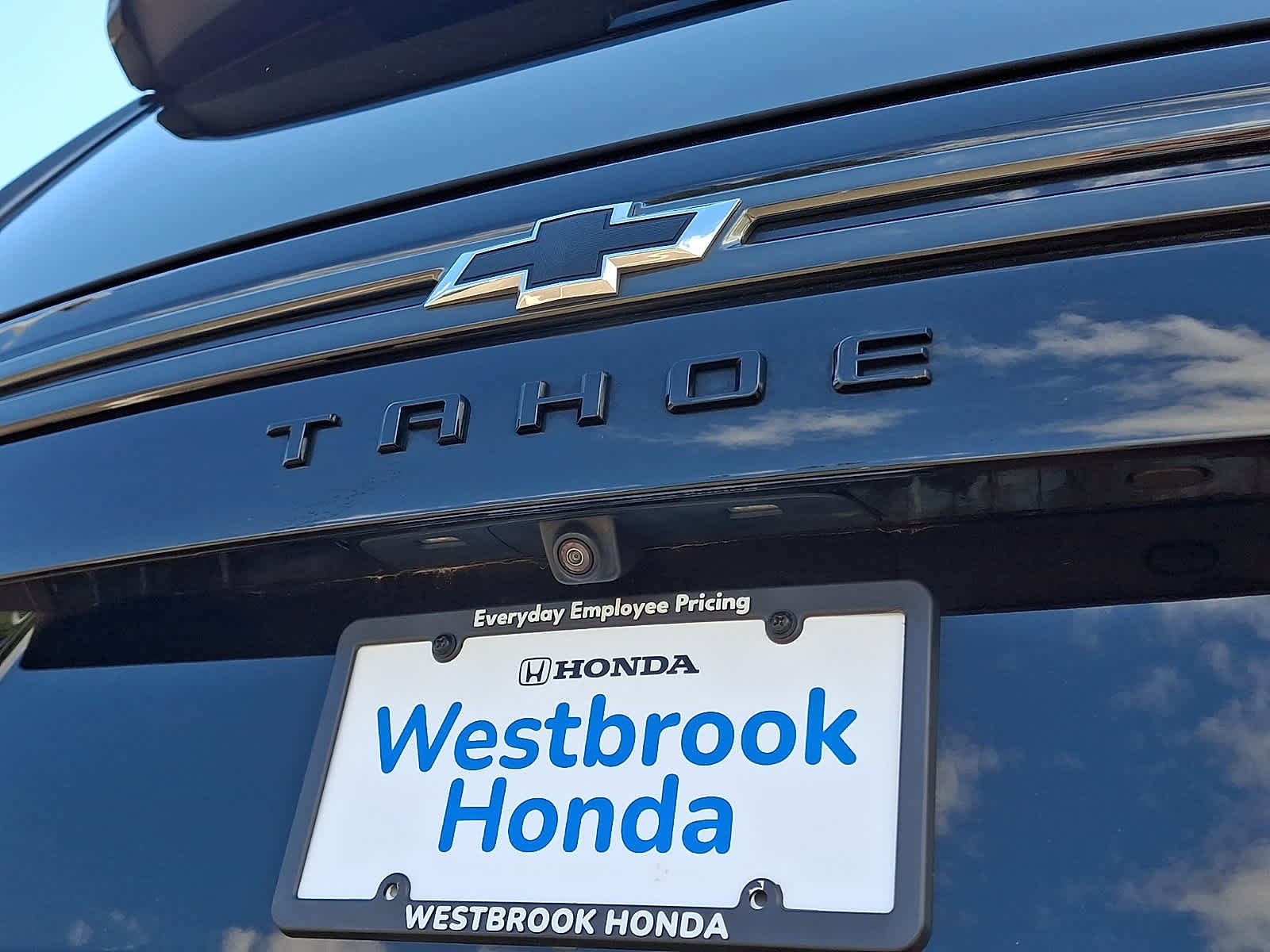 Used 2022 Chevrolet Tahoe RST w/ Luxury Package AWD/4WD image 33
