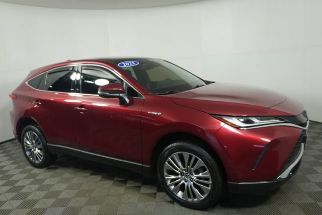 Used 2021 Toyota Venza Limited w/ Carpet Mat Package (TMS) image 1