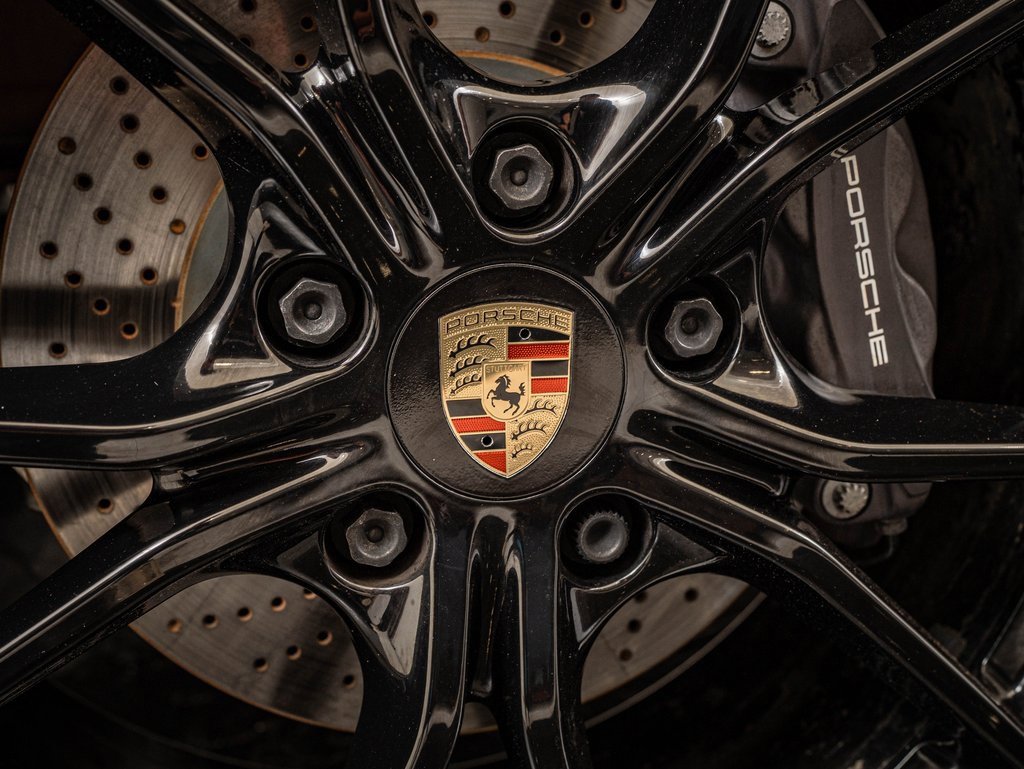 Used 2019 Porsche 718 Boxster image 14