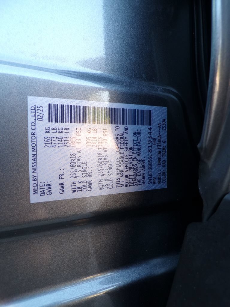 Used 2025 Nissan Rogue SV AWD/4WD image 33