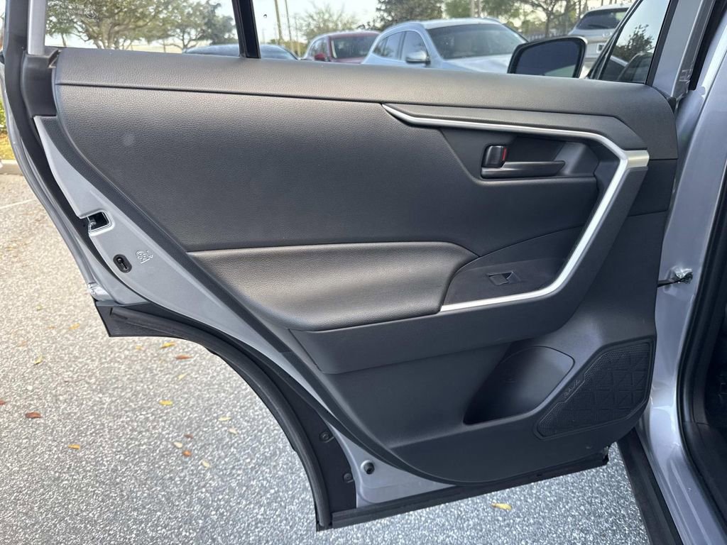 Used 2025 Toyota RAV4 LE image 13