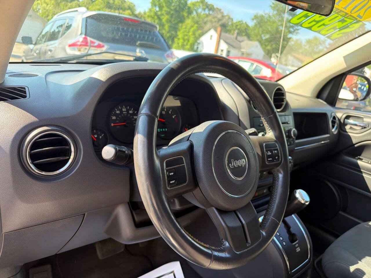 Used 2011 Jeep Compass Latitude AWD/4WD image 11