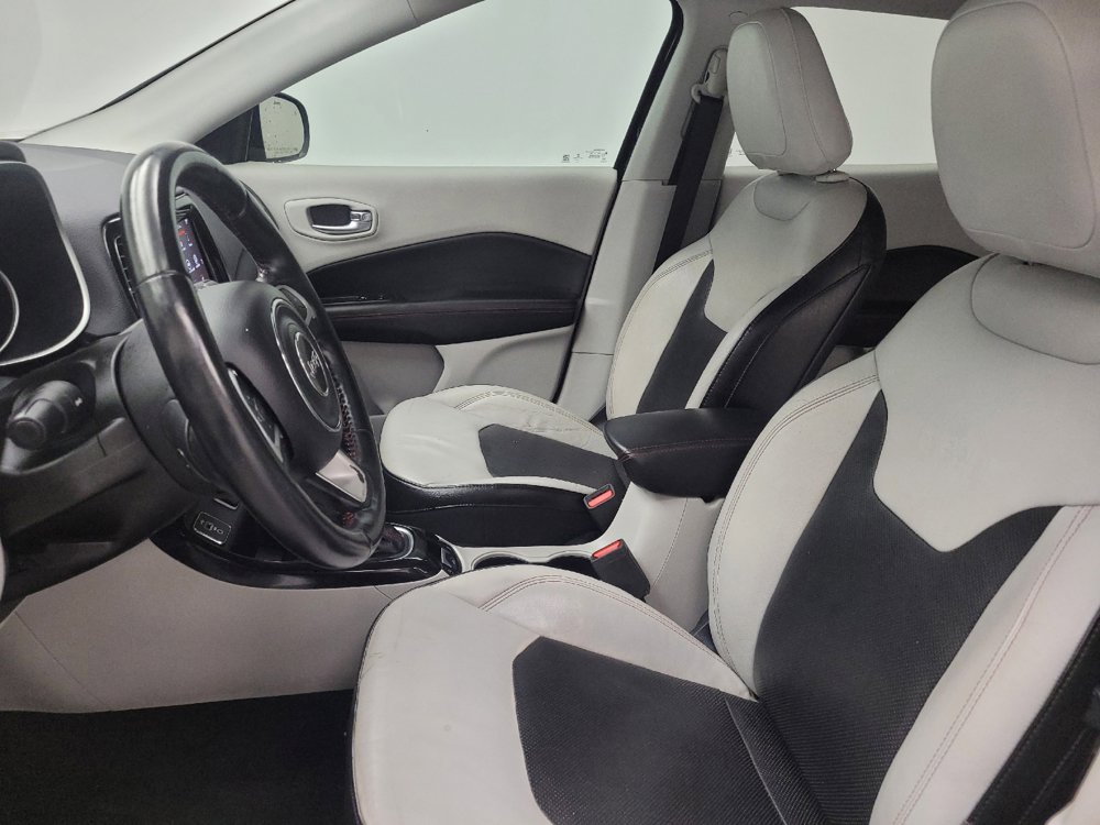 Used 2018 Jeep Compass Limited w/ Navigation Group FWD image 17