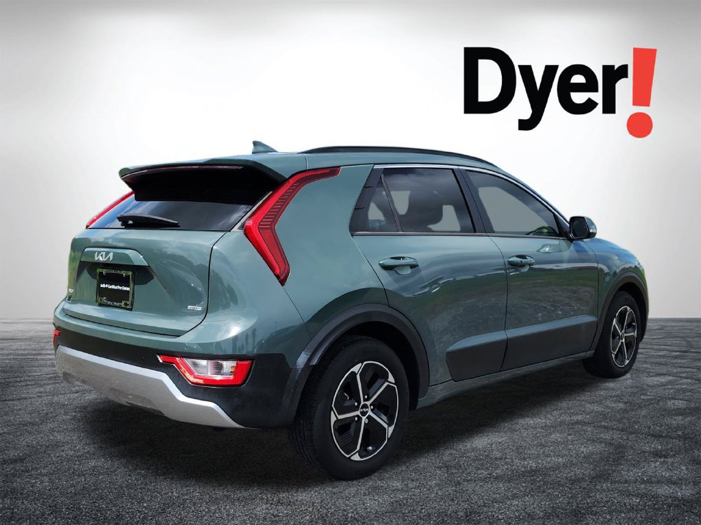 Certified 2023 Kia Niro EX FWD image 4