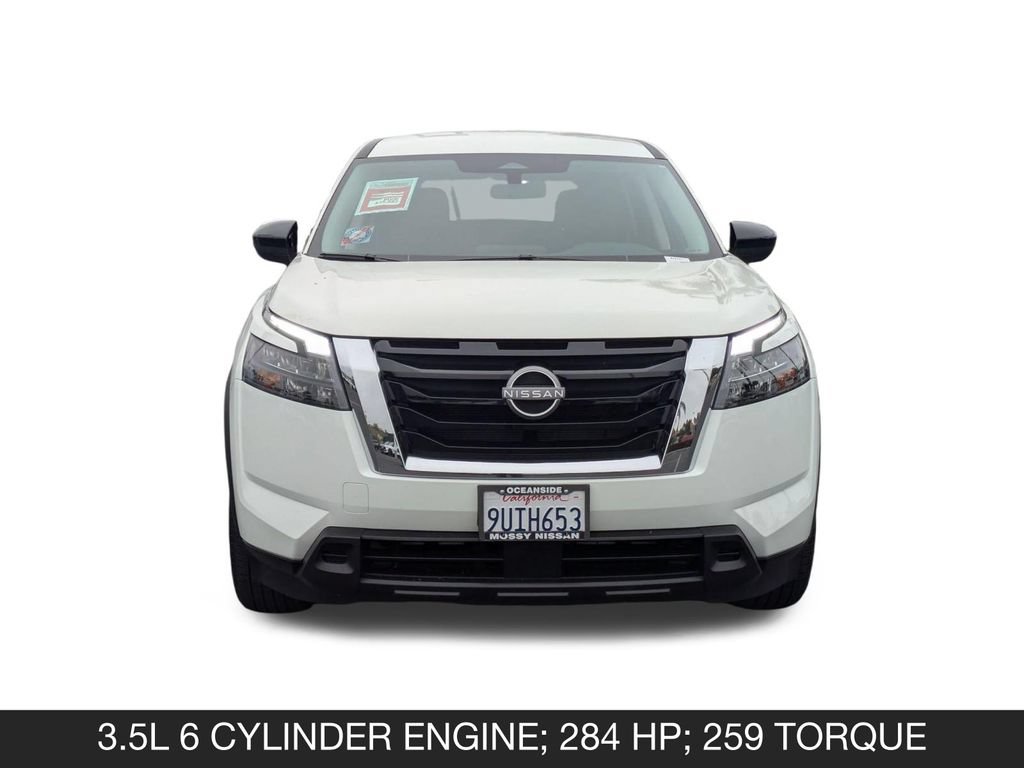 Used 2025 Nissan Pathfinder S FWD image 4