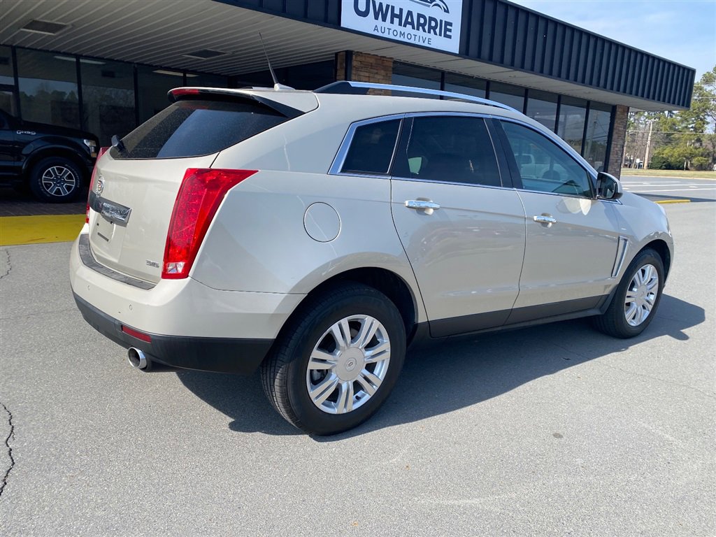 Used 2013 Cadillac SRX Luxury AWD/4WD image 6