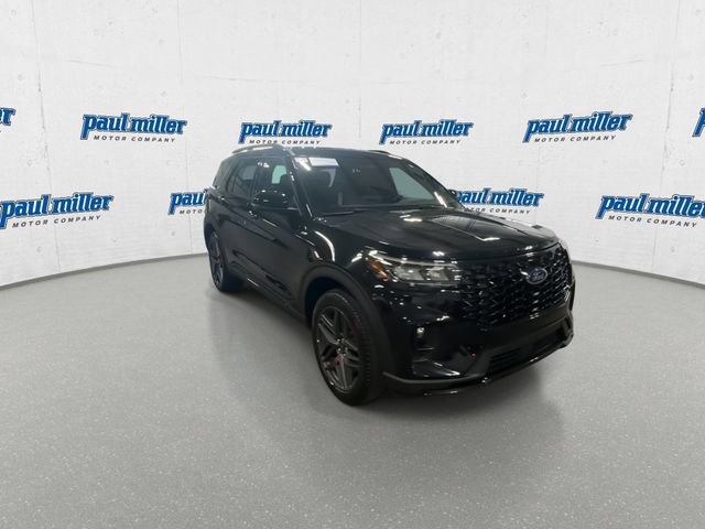 Certified 2025 Ford Explorer ST-Line w/ ST-Line Street Pack AWD/4WD image 6