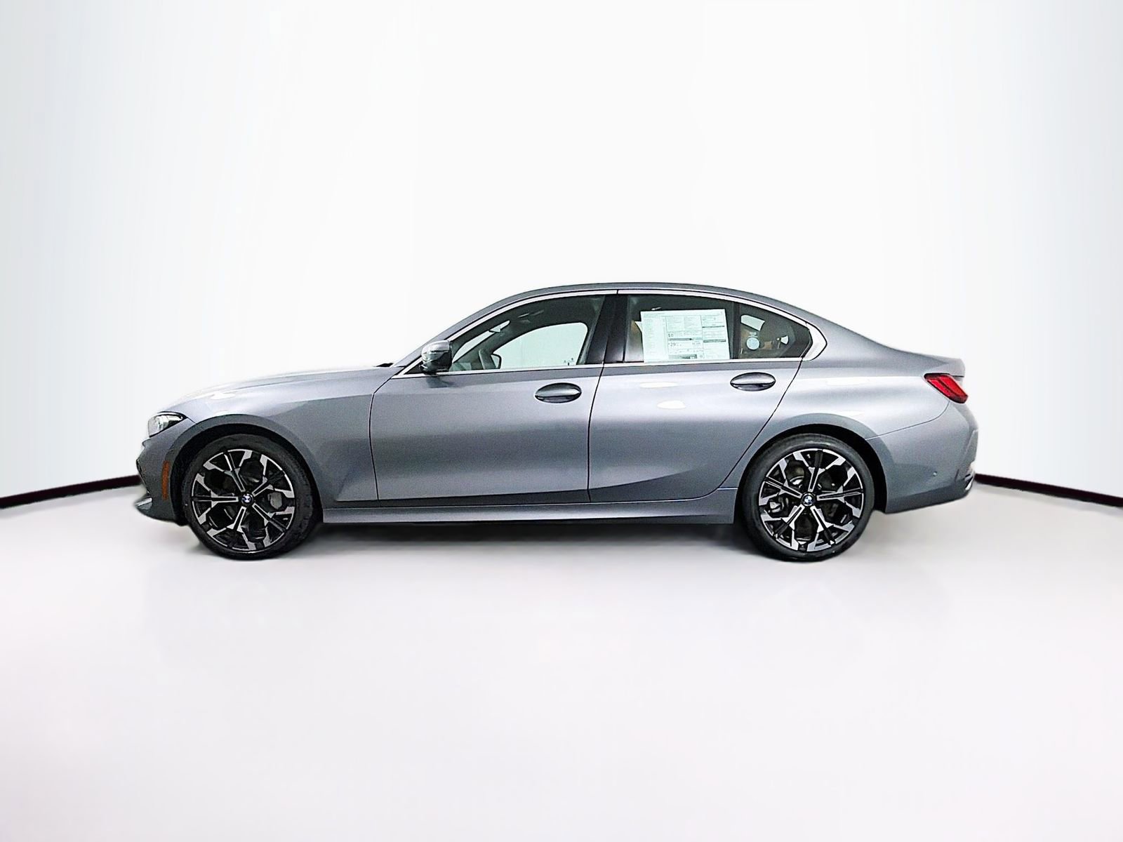 New 2026 BMW 330i xDrive Sedan w/ Premium Package image 4