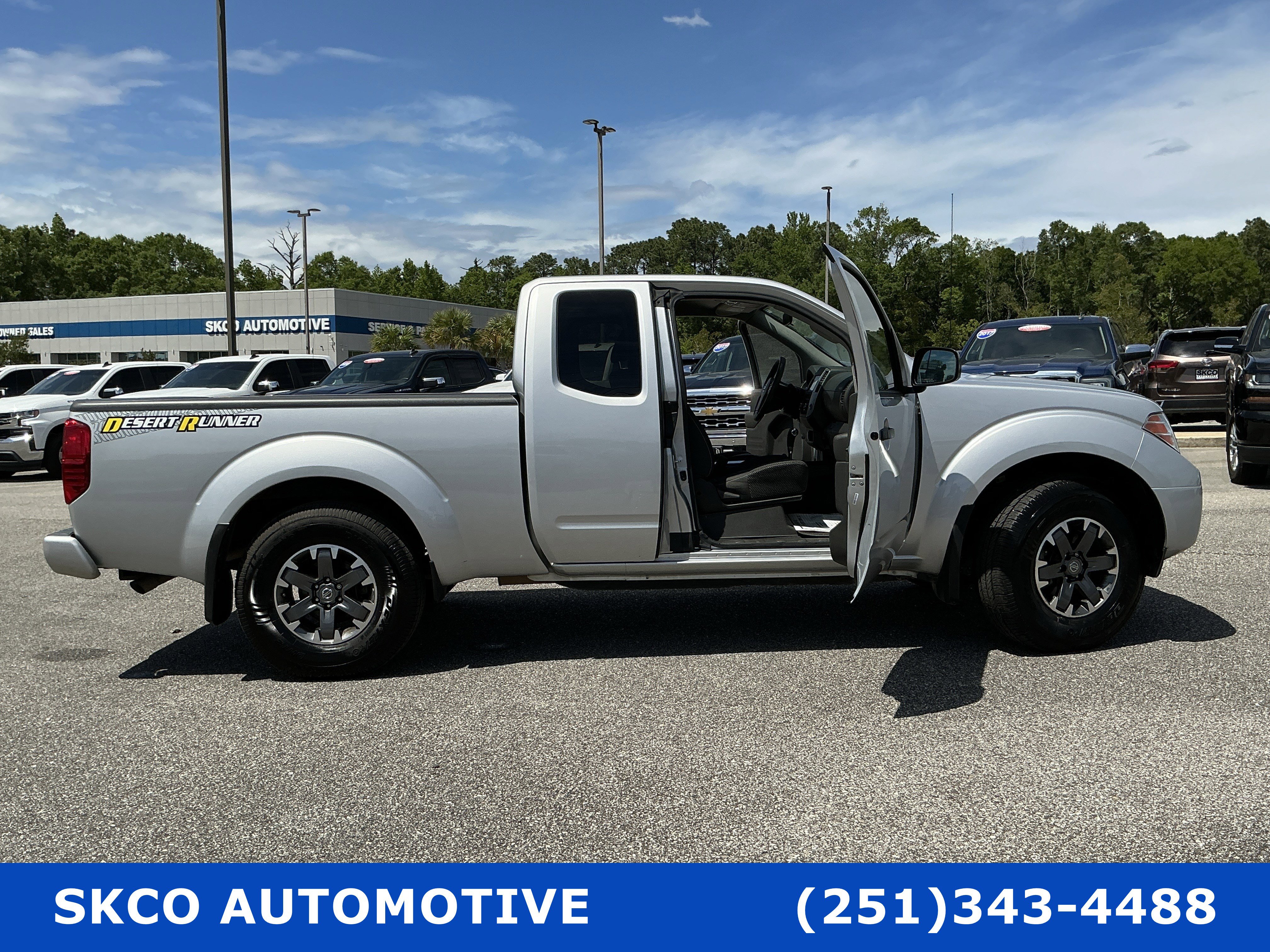 Used 2019 Nissan Frontier Desert Runner image 33