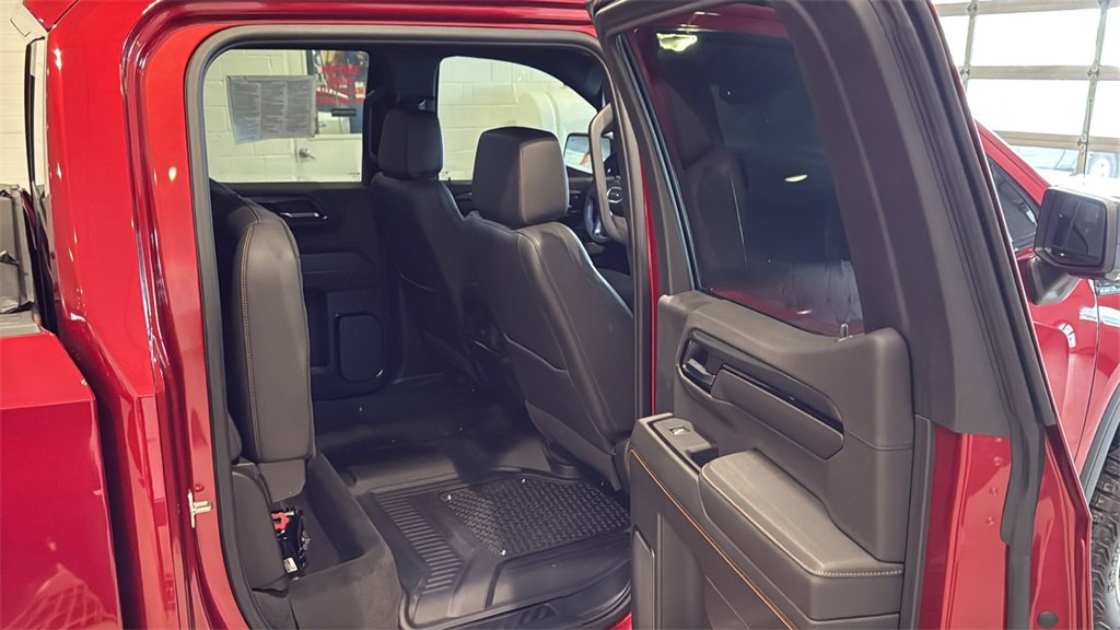 Used 2023 GMC Sierra 1500 AT4 w/ AT4 Preferred Package image 16