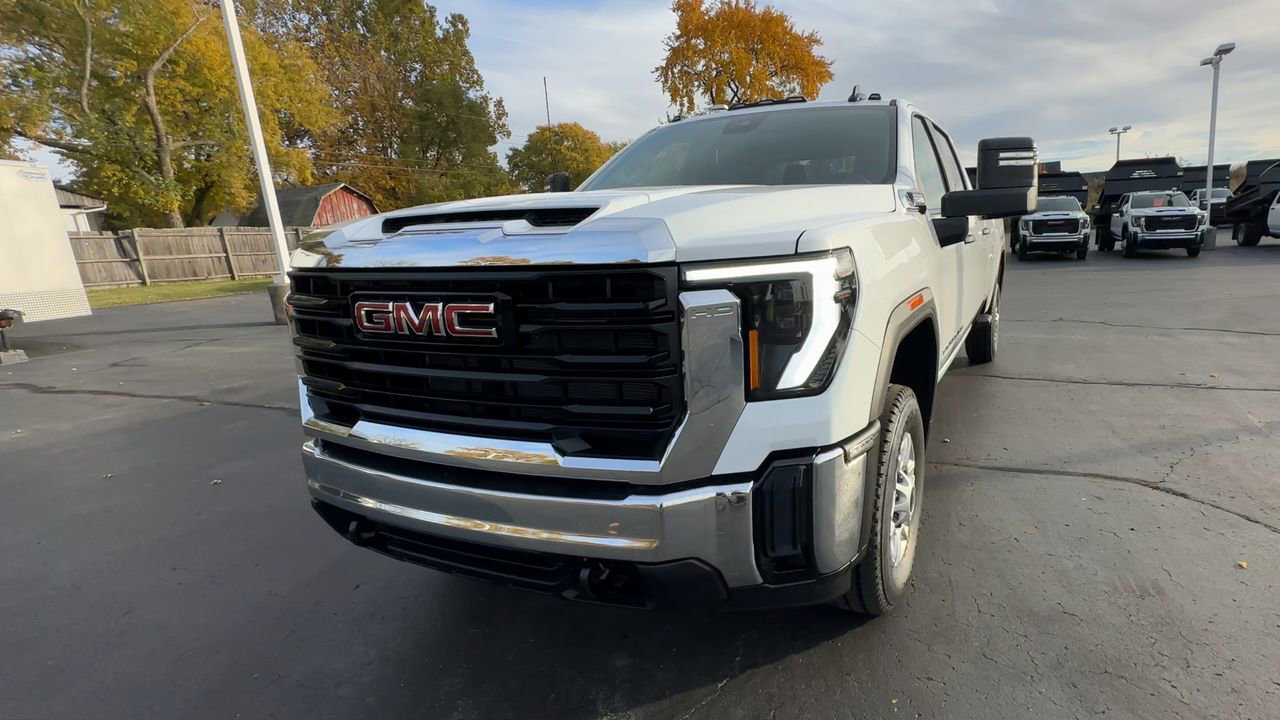 New 2026 GMC Sierra 2500 Pro w/ Convenience Package image 3