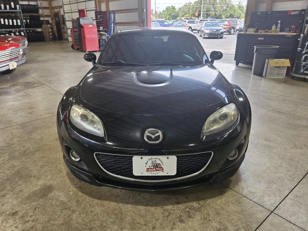 Used 2010 MAZDA MX-5 Miata Grand Touring w/ Premium Pkg RWD image 11