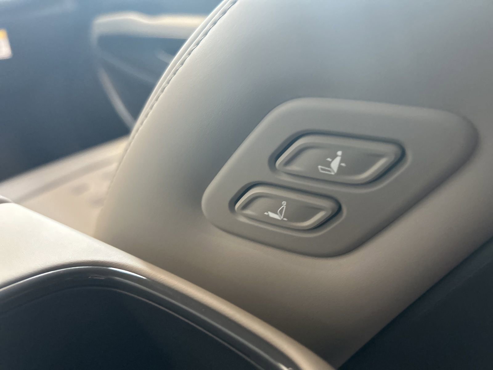 New 2026 Kia EV9 Wind image 19