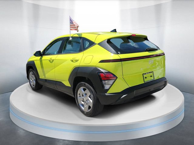 Certified 2024 Hyundai Kona SE FWD image 3
