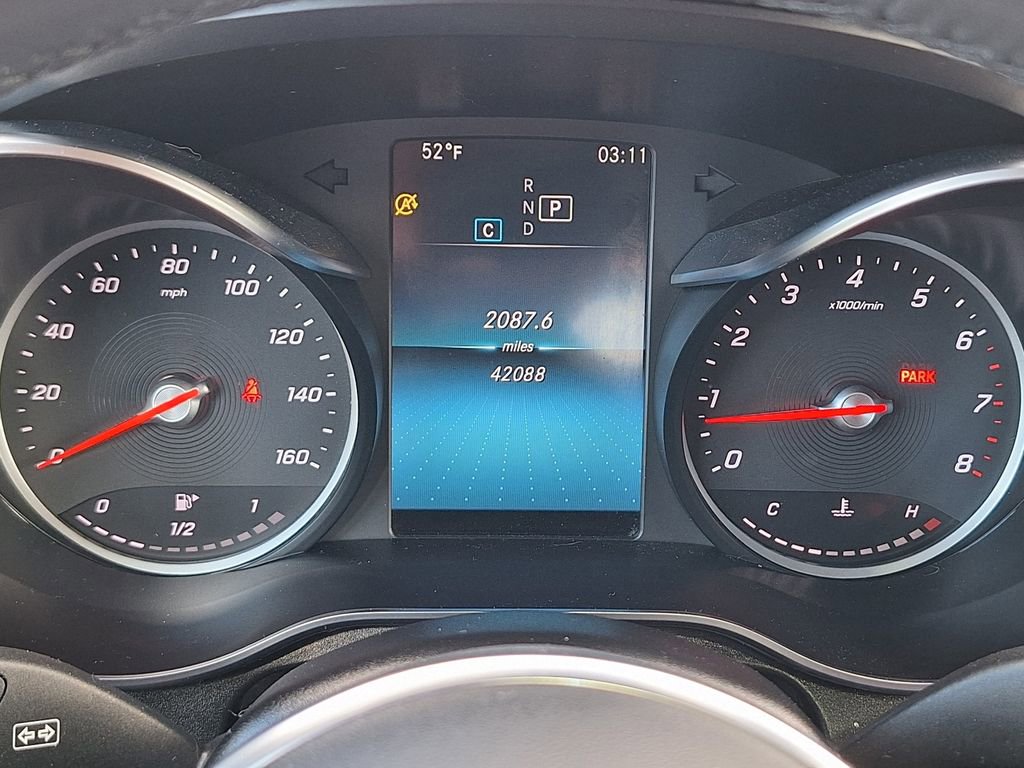 Used 2022 Mercedes-Benz GLC 300 4MATIC image 19