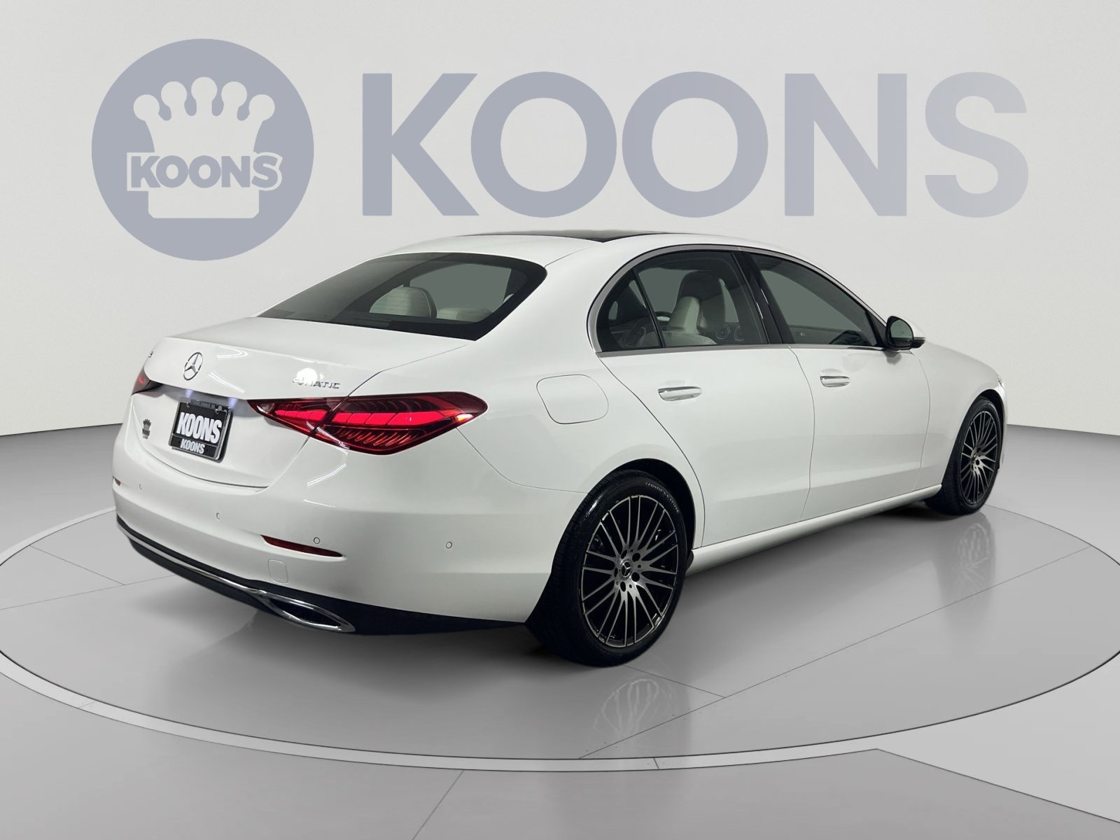 Used 2025 Mercedes-Benz C 300 4MATIC Sedan image 11