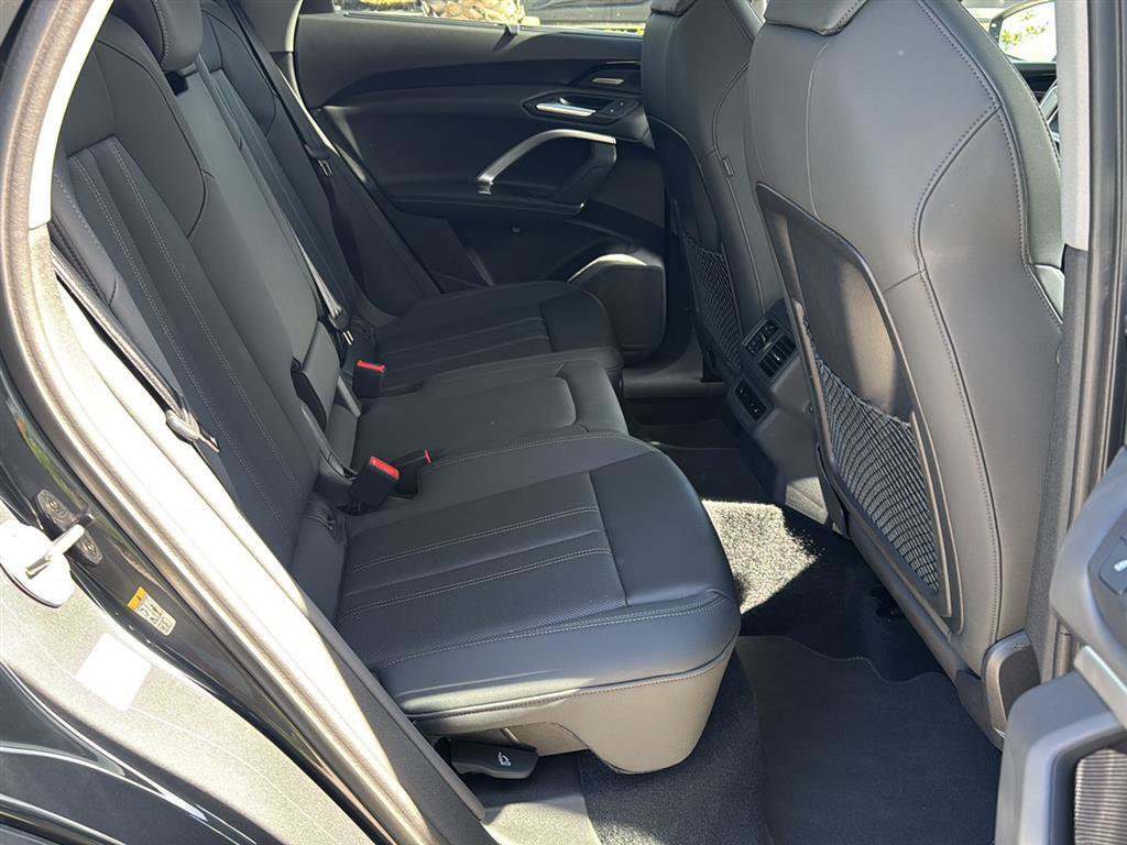 Used 2025 Audi Q5 Prestige image 15