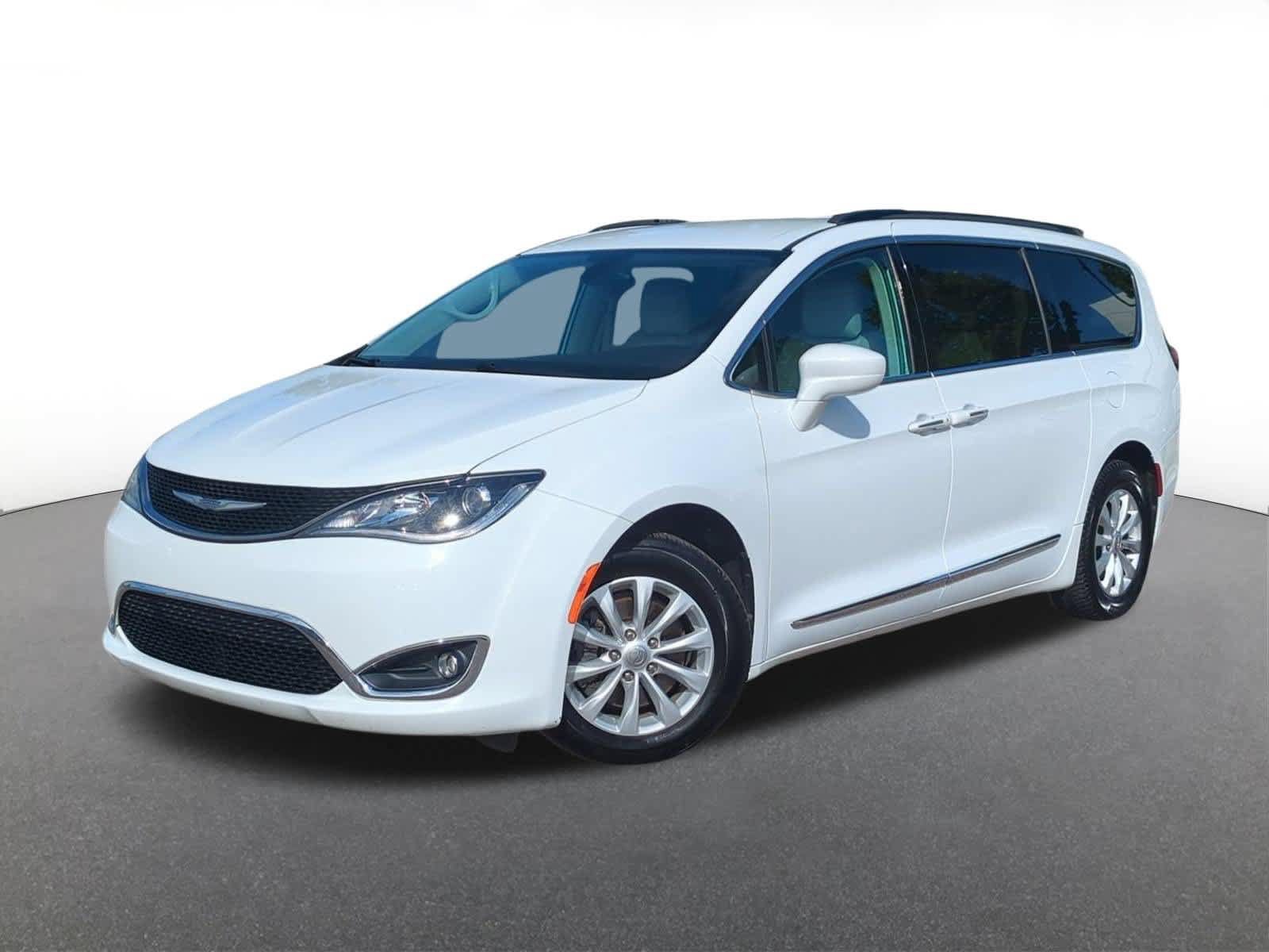 Used 2017 Chrysler Pacifica Touring-L