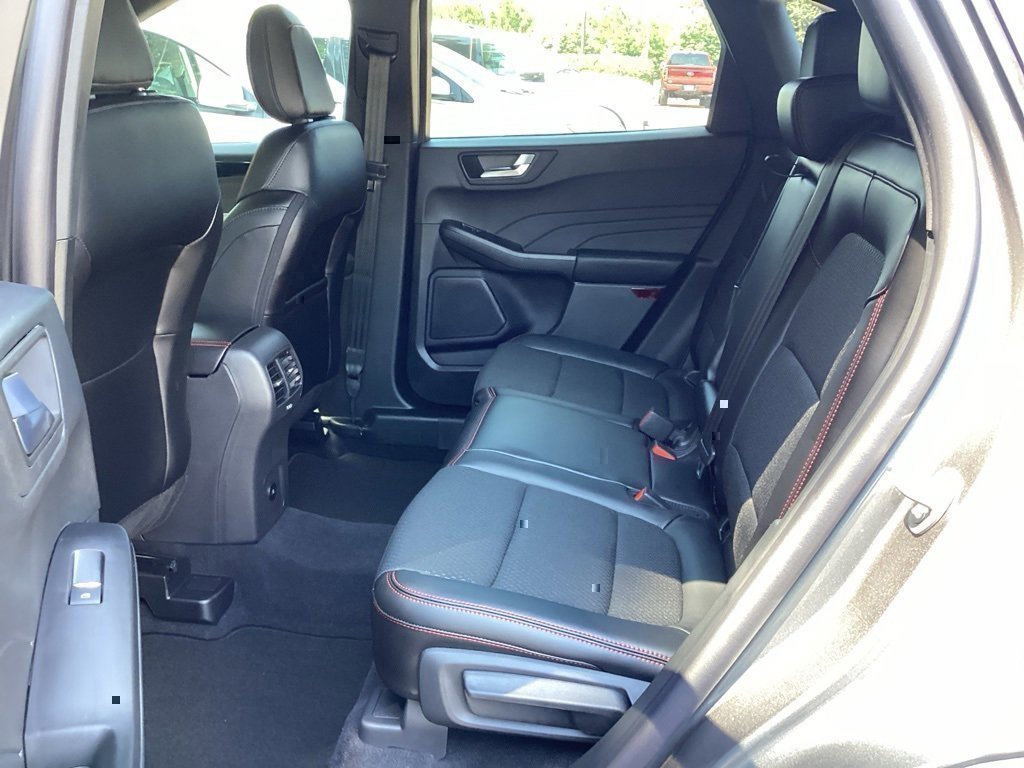 New 2025 Ford Escape ST-Line Elite image 39