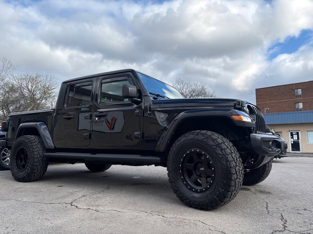 Used 2022 Jeep Gladiator Sport image 7