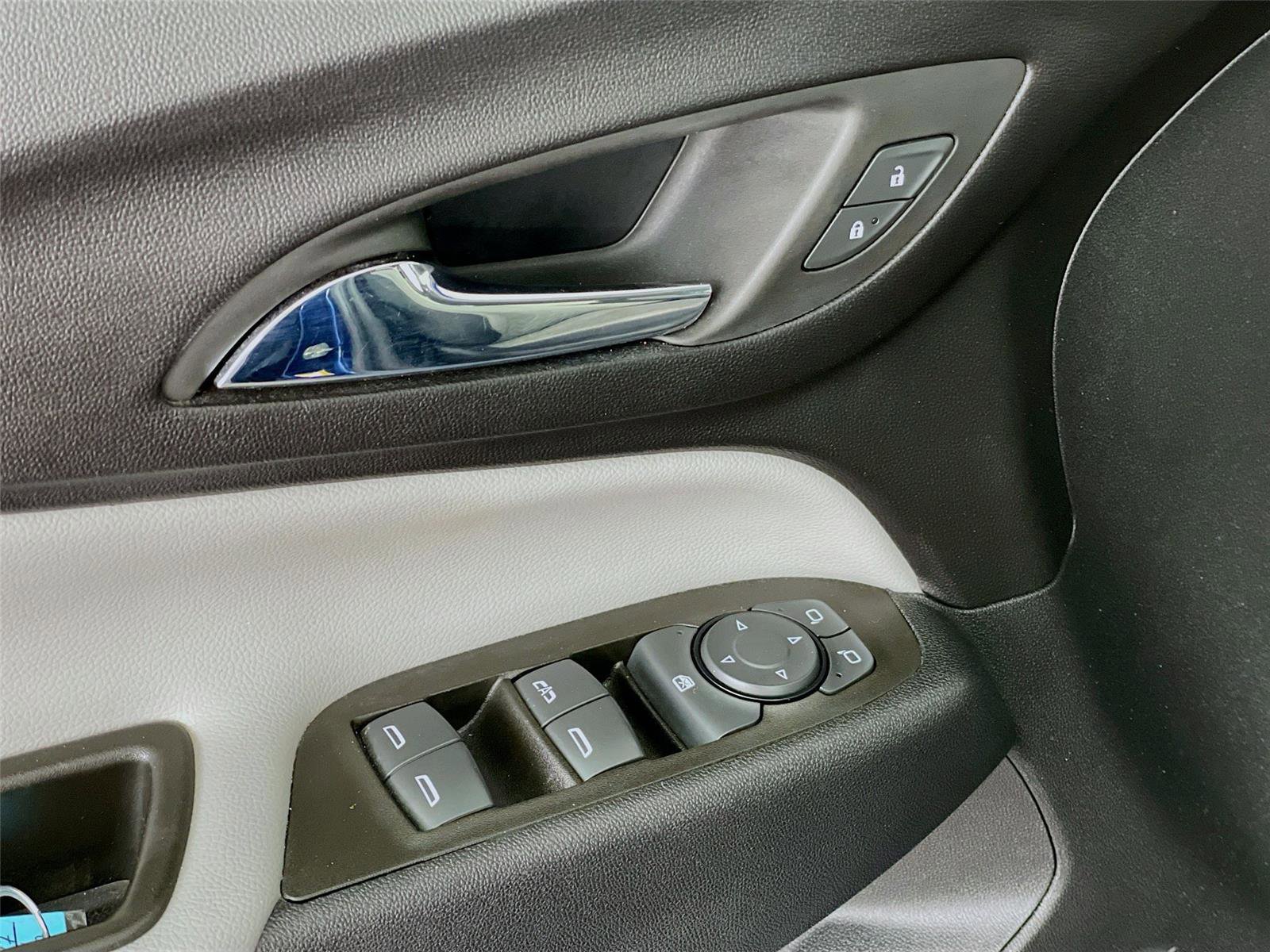 Used 2023 Chevrolet Equinox LS w/ LS Convenience Package image 20