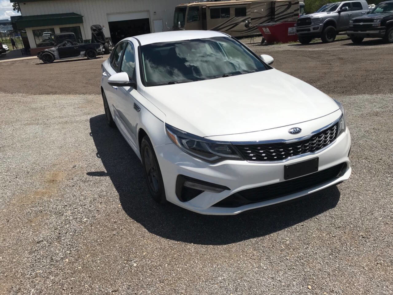 Used 2020 Kia Optima LX image 25