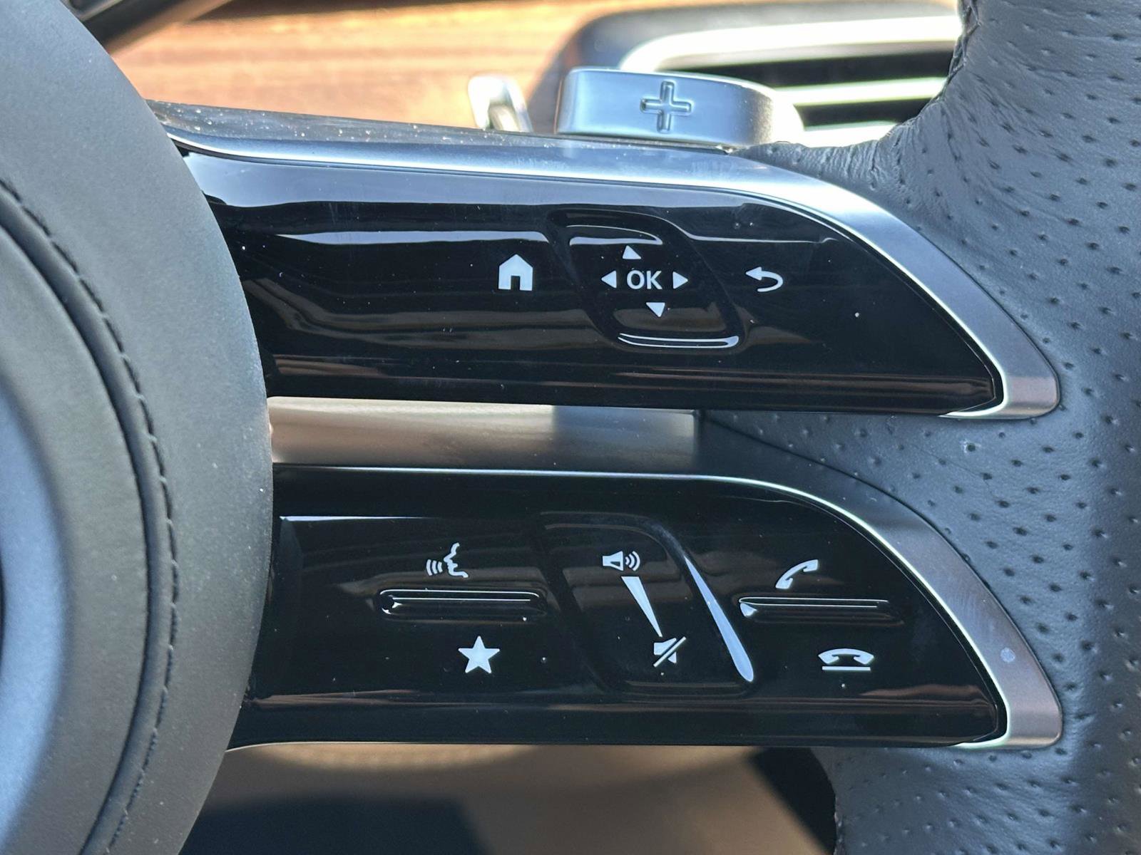 New 2026 Mercedes-Benz GLS 450 4MATIC image 15