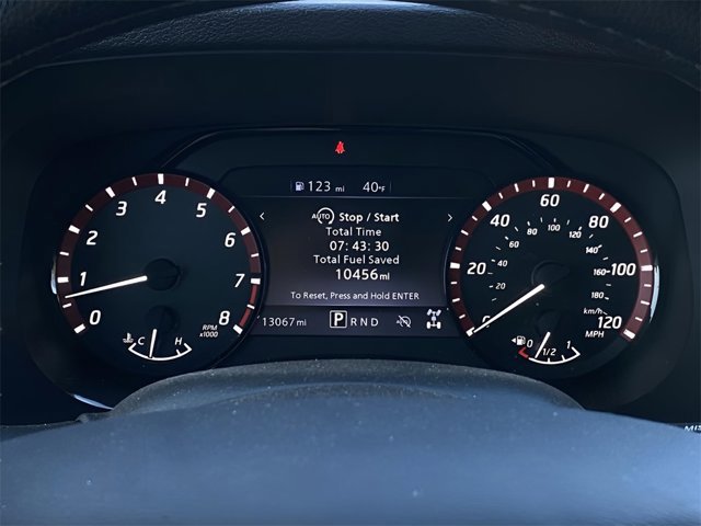 Certified 2024 Nissan Frontier PRO-4X w/ Off-Road Protection Package image 11