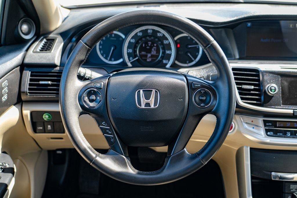 Used 2015 Honda Accord EX-L image 16