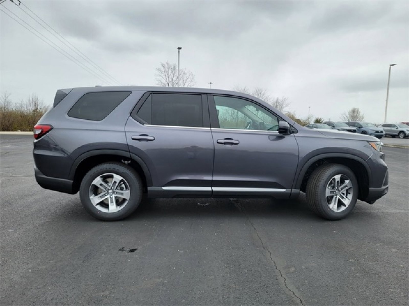 New 2025 Honda Pilot EX-L image 4