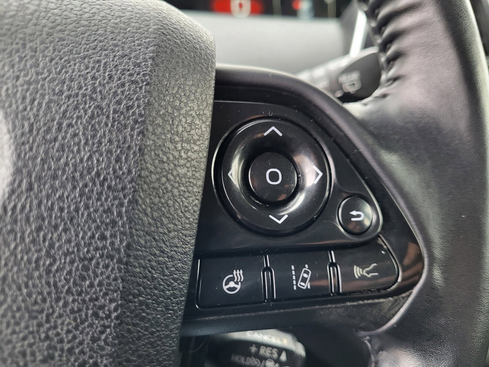 Used 2021 Toyota Prius XLE w/ Carpet Mat Package (TMS) image 27