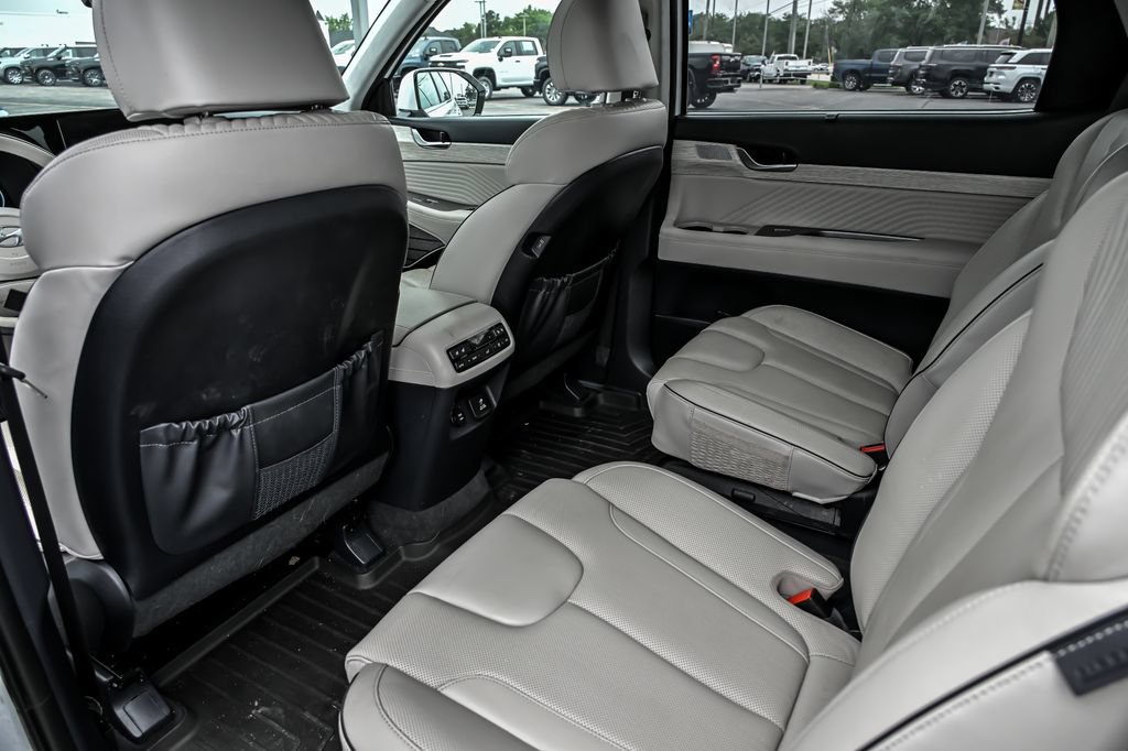 Used 2023 Hyundai Palisade Calligraphy w/ Cargo Package AWD/4WD image 20
