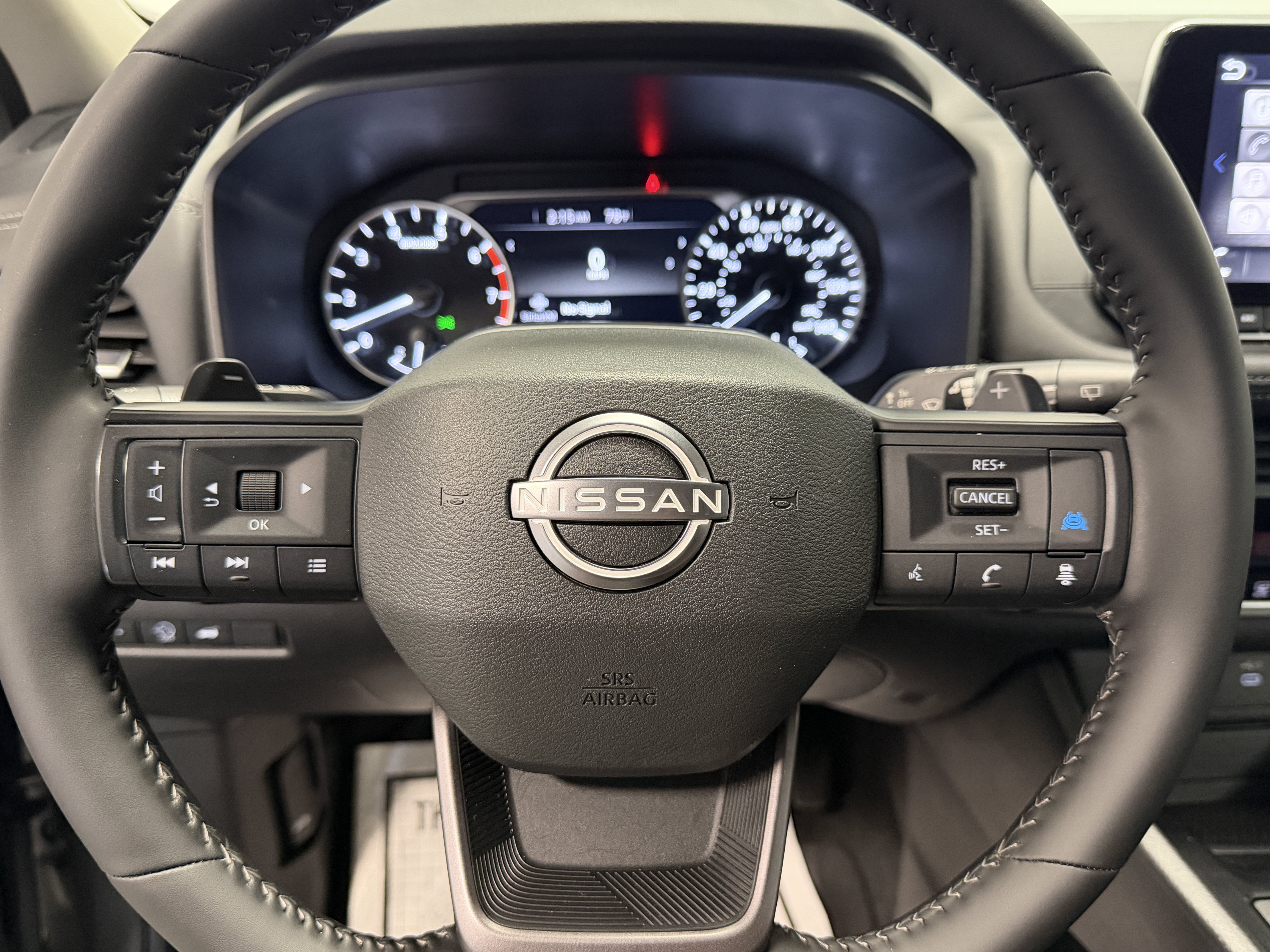 Used 2026 Nissan Rogue SV AWD/4WD image 13