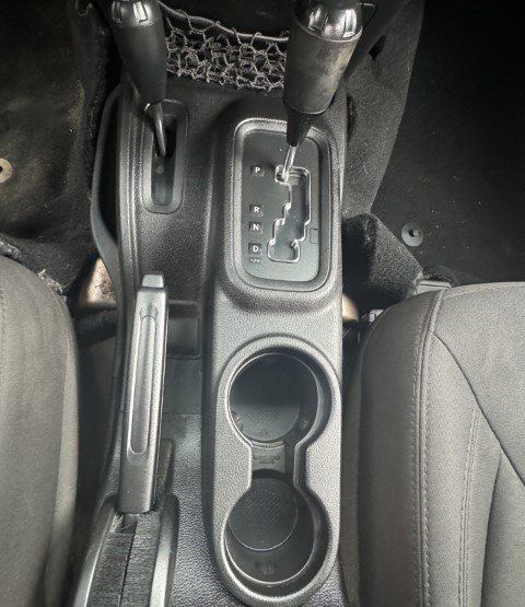 Used 2015 Jeep Wrangler Sport image 25
