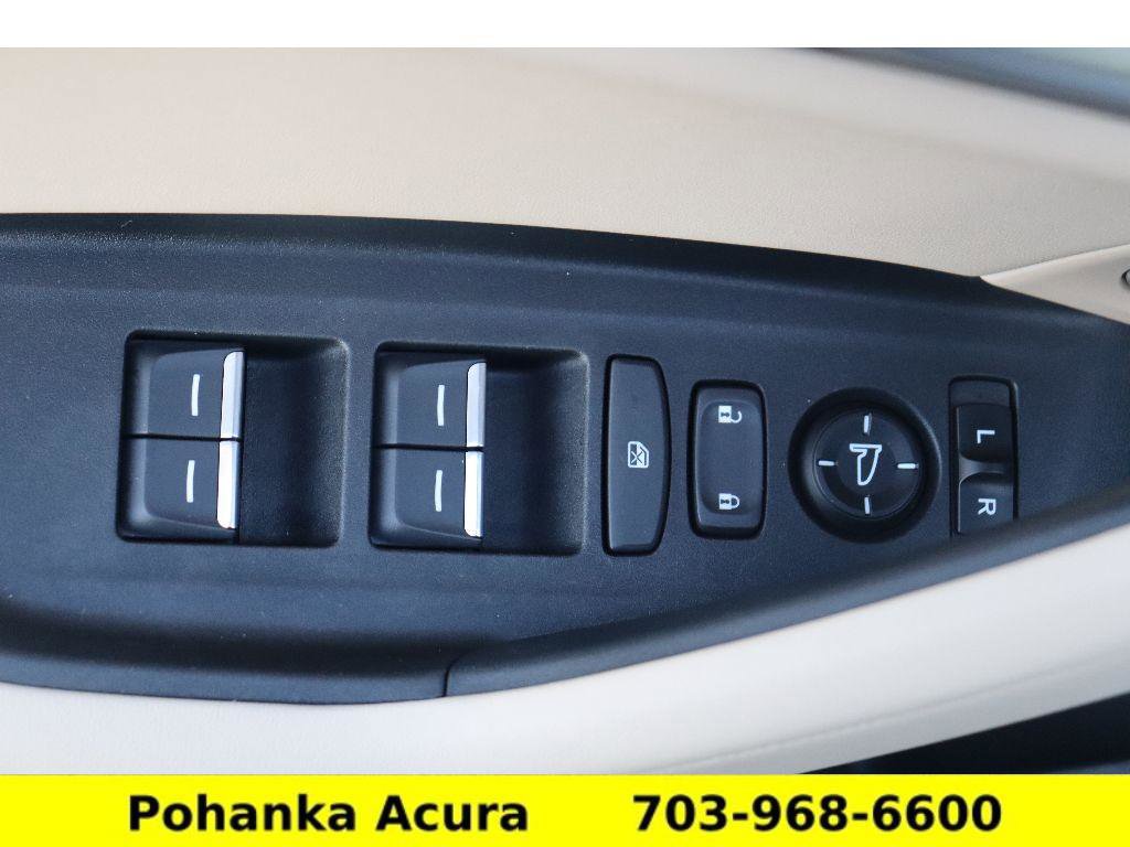Certified 2025 Acura TLX w/ Technology Package image 24