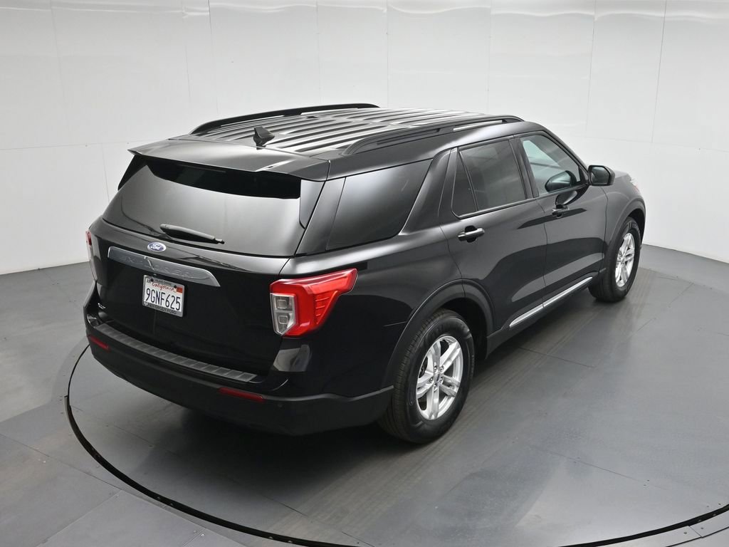 Certified 2023 Ford Explorer XLT image 40