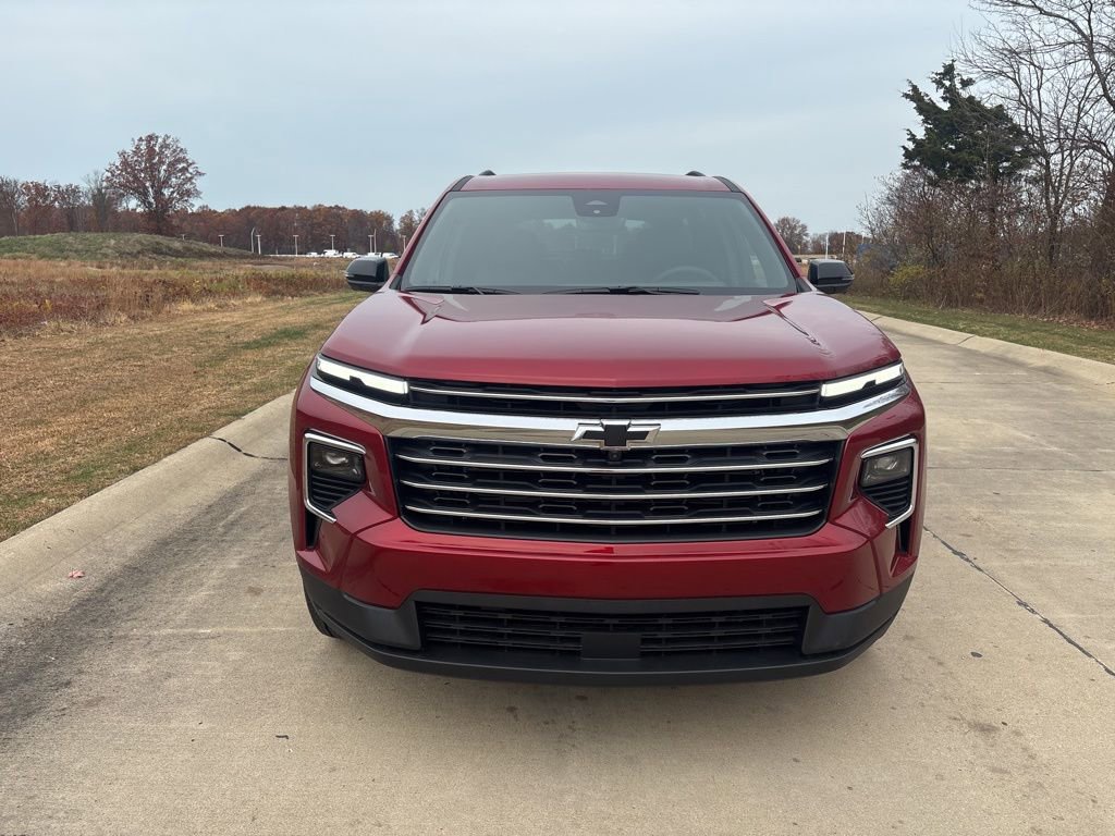 New 2026 Chevrolet Traverse LT w/ Driver Confidence Package AWD/4WD image 11