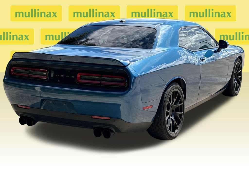 Used 2022 Dodge Challenger GT RWD image 4
