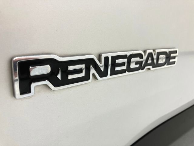 Used 2018 Jeep Renegade Sport w/ Power & Air Group image 4