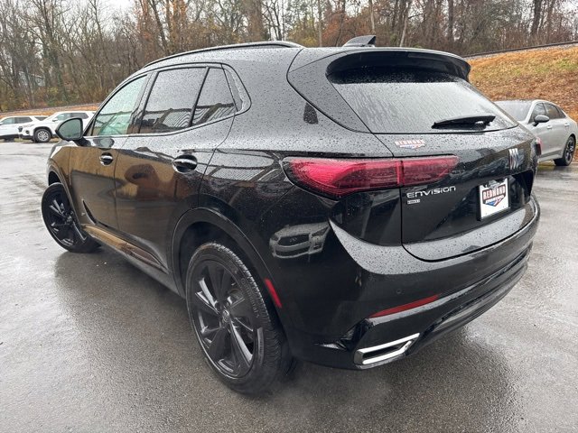 Used 2024 Buick Envision Sport Touring image 6