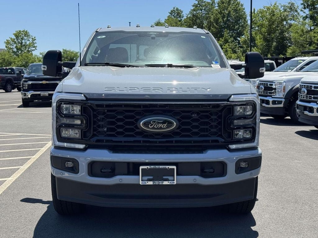 New 2026 Ford F250 Lariat w/ Black Appearance Package AWD/4WD image 7