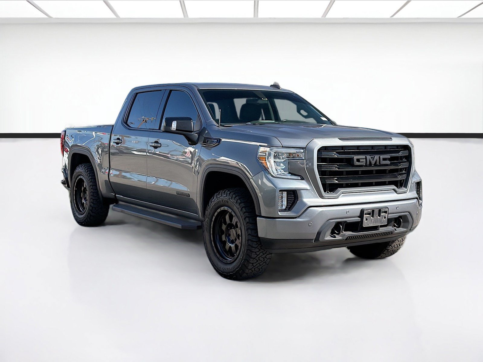Used 2020 GMC Sierra 1500 Elevation w/ Elevation Value Package AWD/4WD image 3