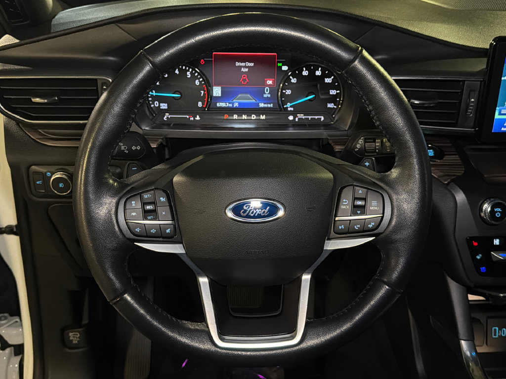Used 2020 Ford Explorer Limited AWD/4WD image 31