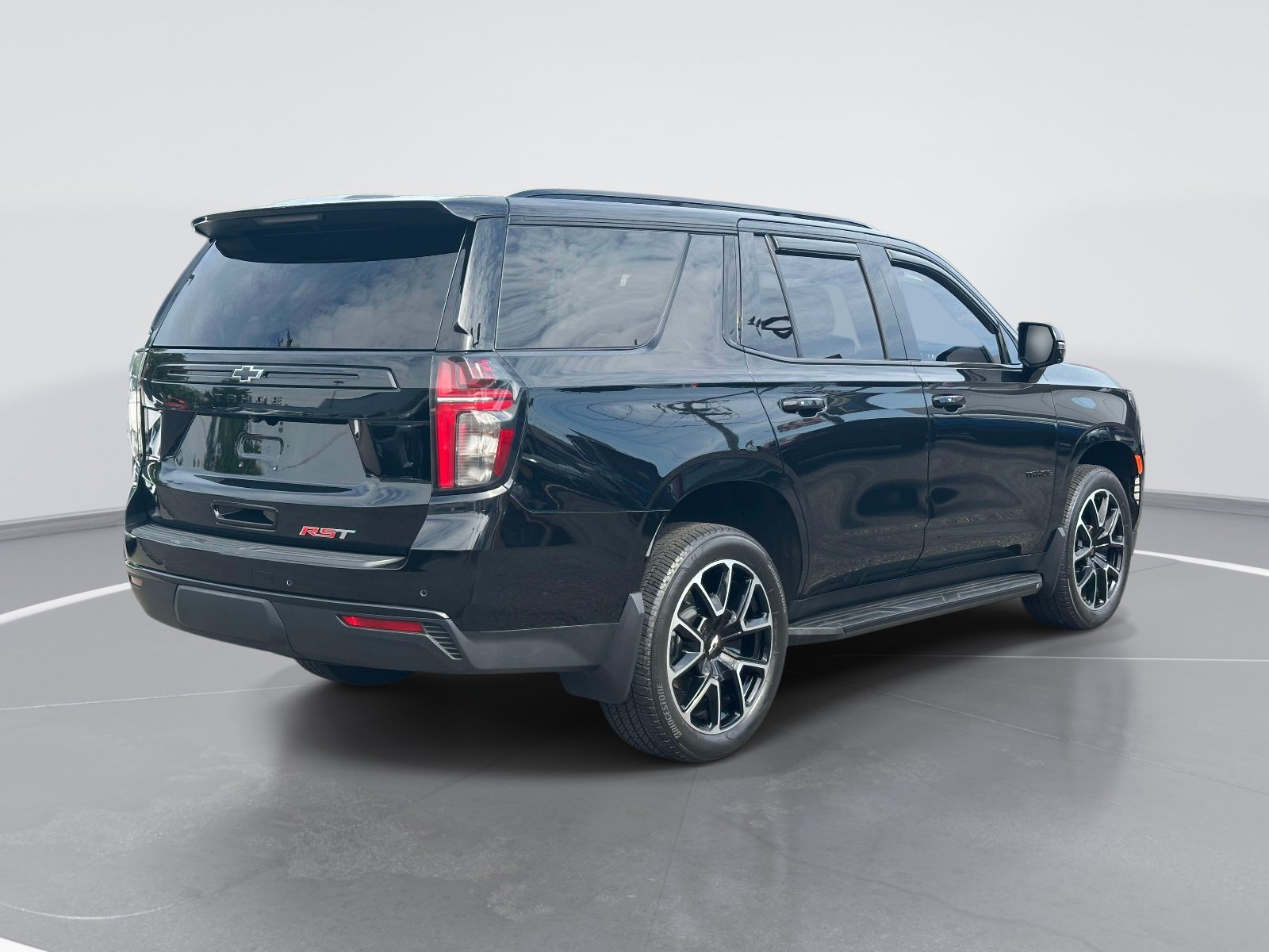 Certified 2023 Chevrolet Tahoe RST w/ Luxury Package AWD/4WD image 5
