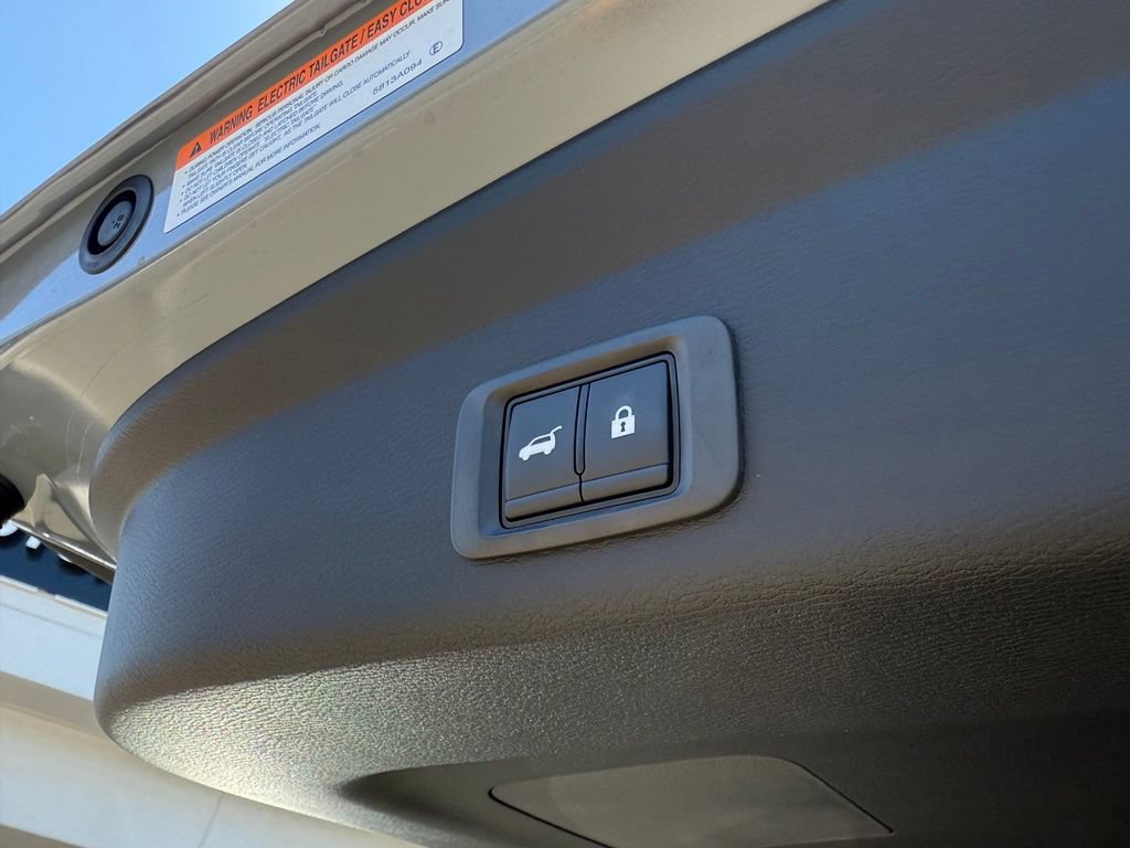 New 2026 Mitsubishi Outlander SE AWD/4WD image 10
