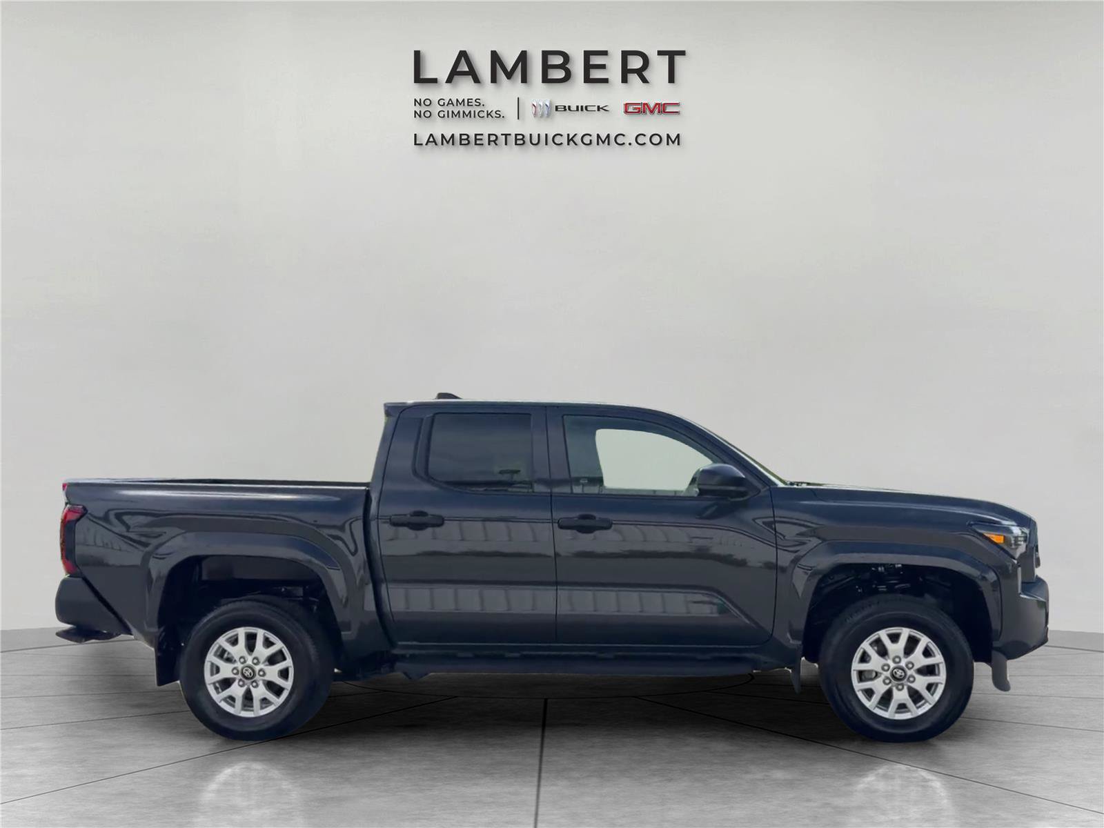 Used 2024 Toyota Tacoma SR AWD/4WD image 6