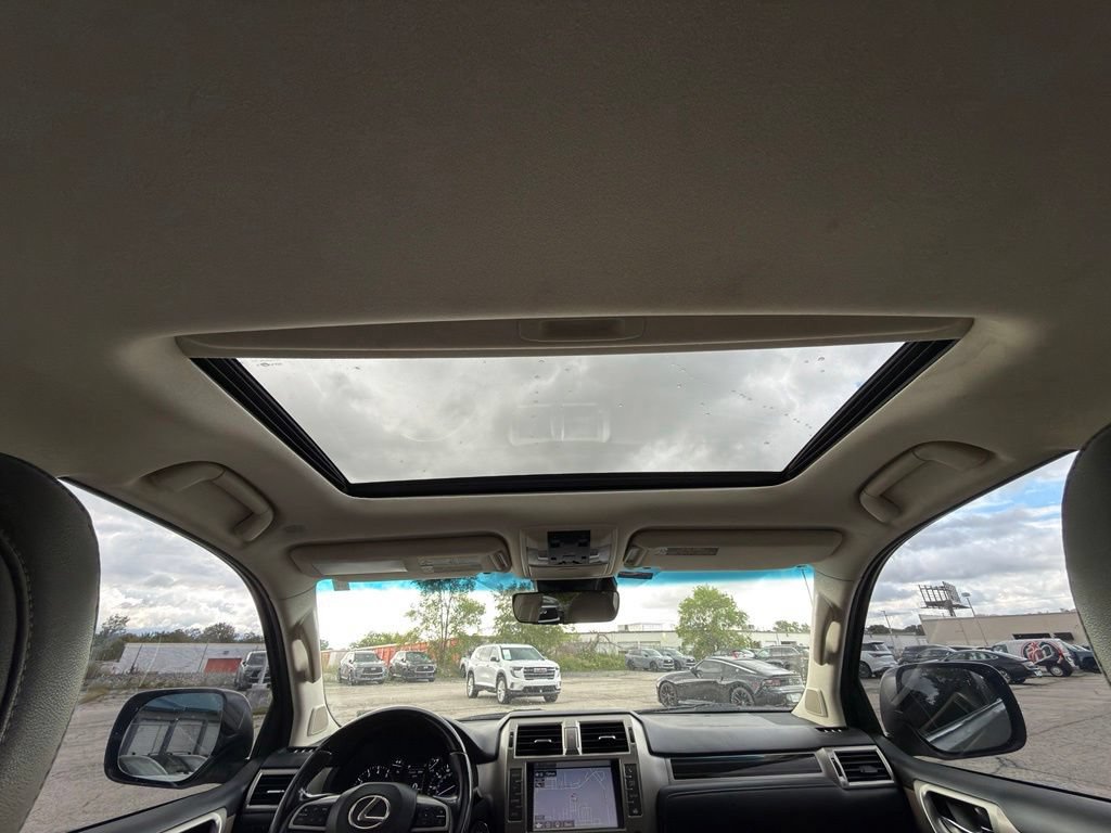 Used 2021 Lexus GX 460 Premium AWD/4WD image 32