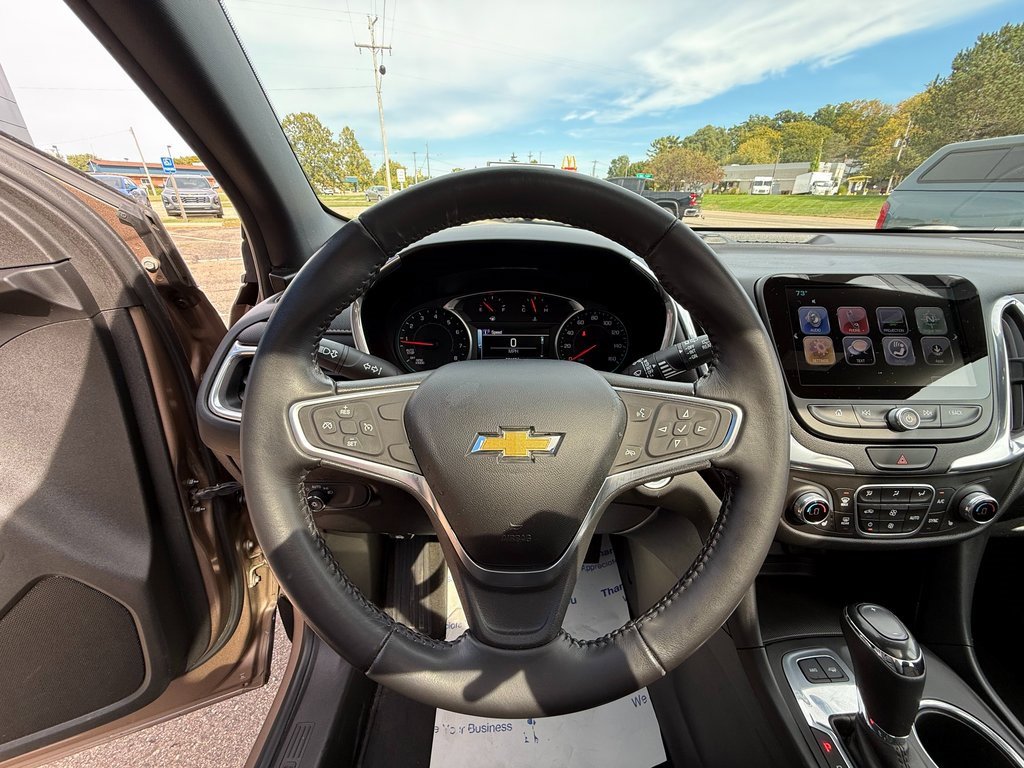 Certified 2018 Chevrolet Equinox LT w/ Sun & Infotainment Package image 19